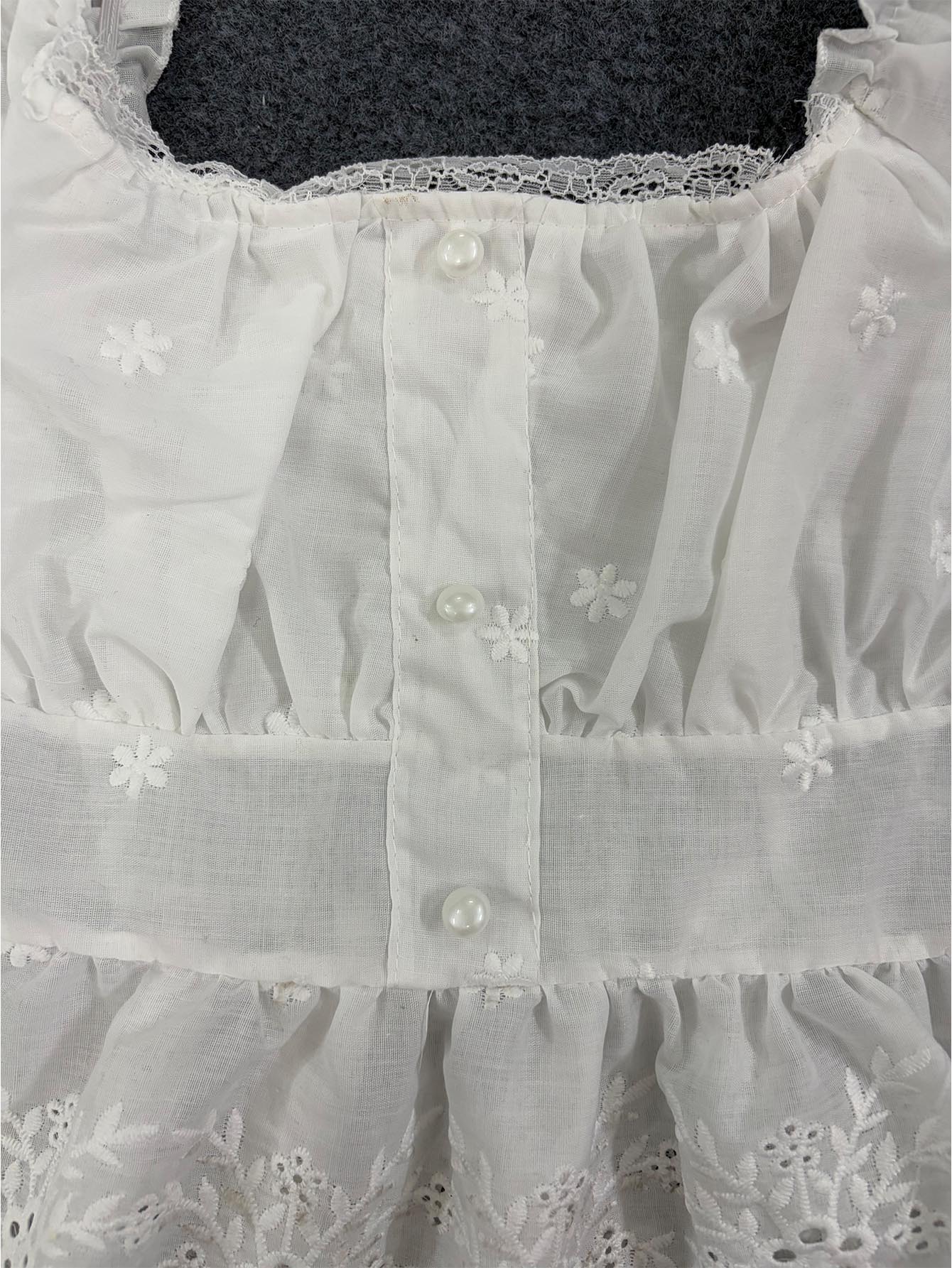 Blusa corta blanca con bordado - Embroidery Eyelet reseña y precio