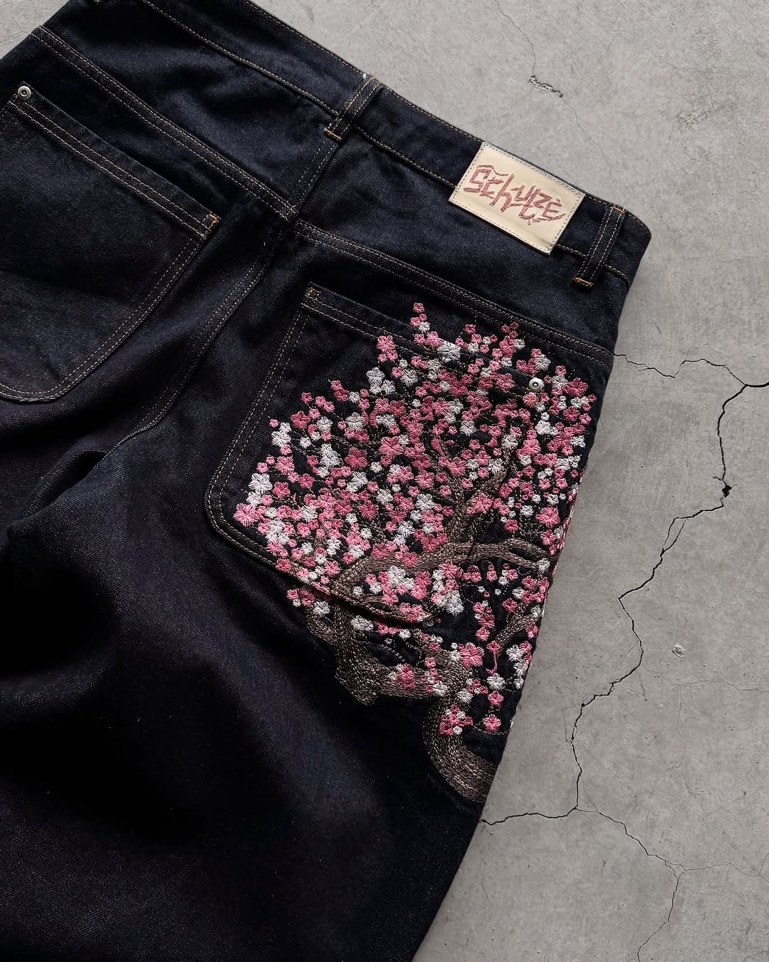 Pantalones Vaqueros para Hombr - Embroidery Jeans Sakura reseña y precio